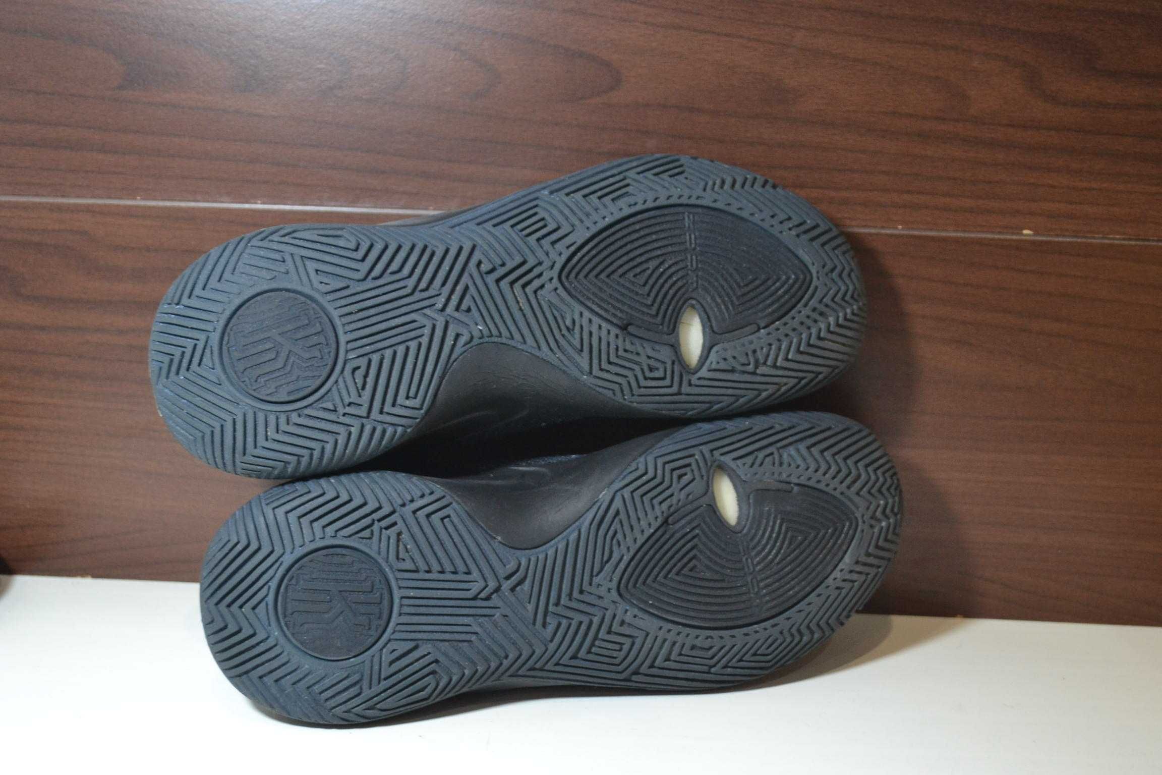 nike kyrie flytrap 2 кроссовки 42р баскетбольные оригинал