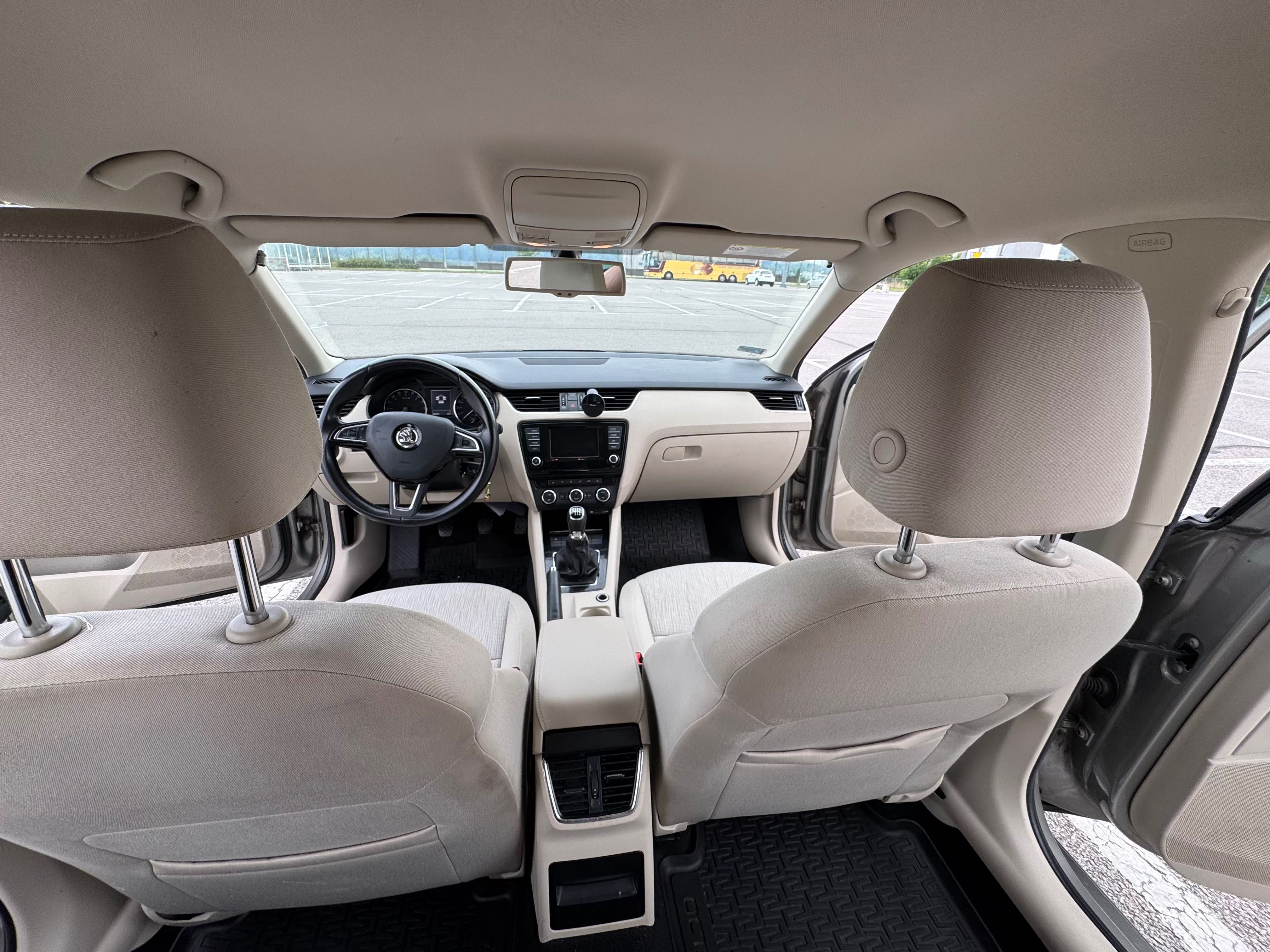 Skoda Octavia Combi 2.0 Tdi Elegance, 150 KM, manual