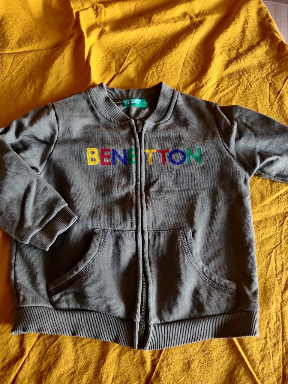 Кофта Benetton 86