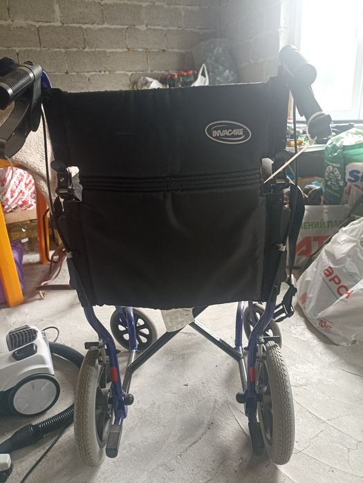 Інвалідна коляска фірма INVACARE
