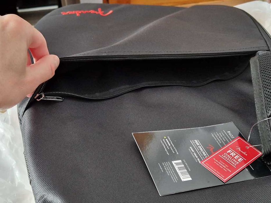 Чохол для гитары Fender FE405