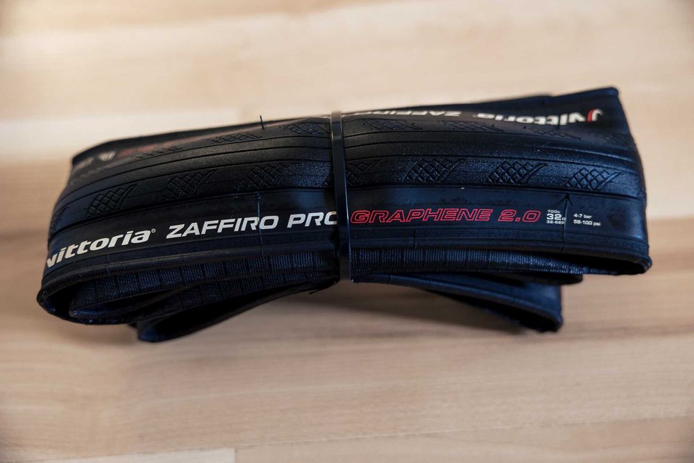 Opony szosowe VITTORIA Zaffiro Pro V G2.0 zwijana- komplet