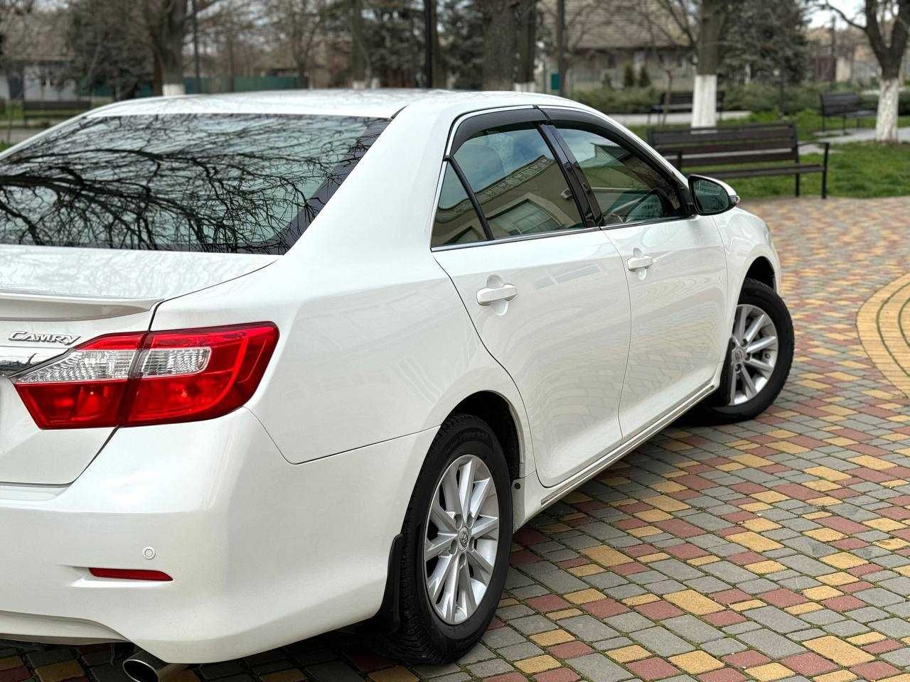 Toyota Camry 50 официальная