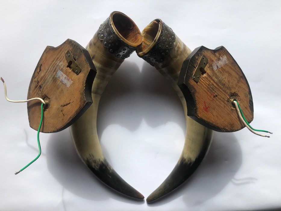 Kinkiety z rogów bawolich – komplet dekoracyjny, vintage