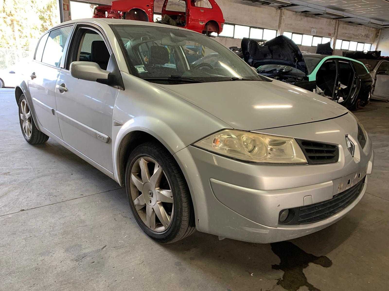 PARA PEÇAS RENAULT MEGANE II