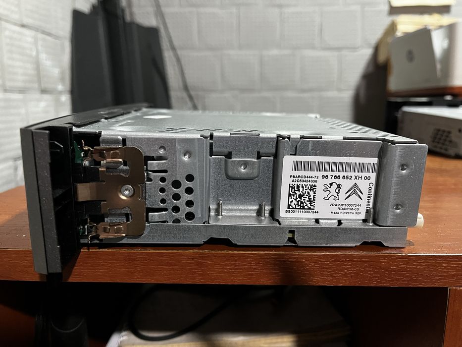 Peugeot/Citroen 308 SW 07 - магнітола EL1736 96650206XH