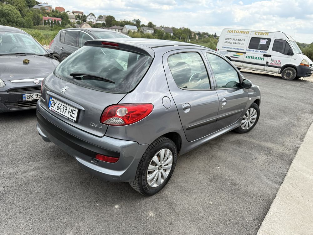 Peugeot 206 Plus