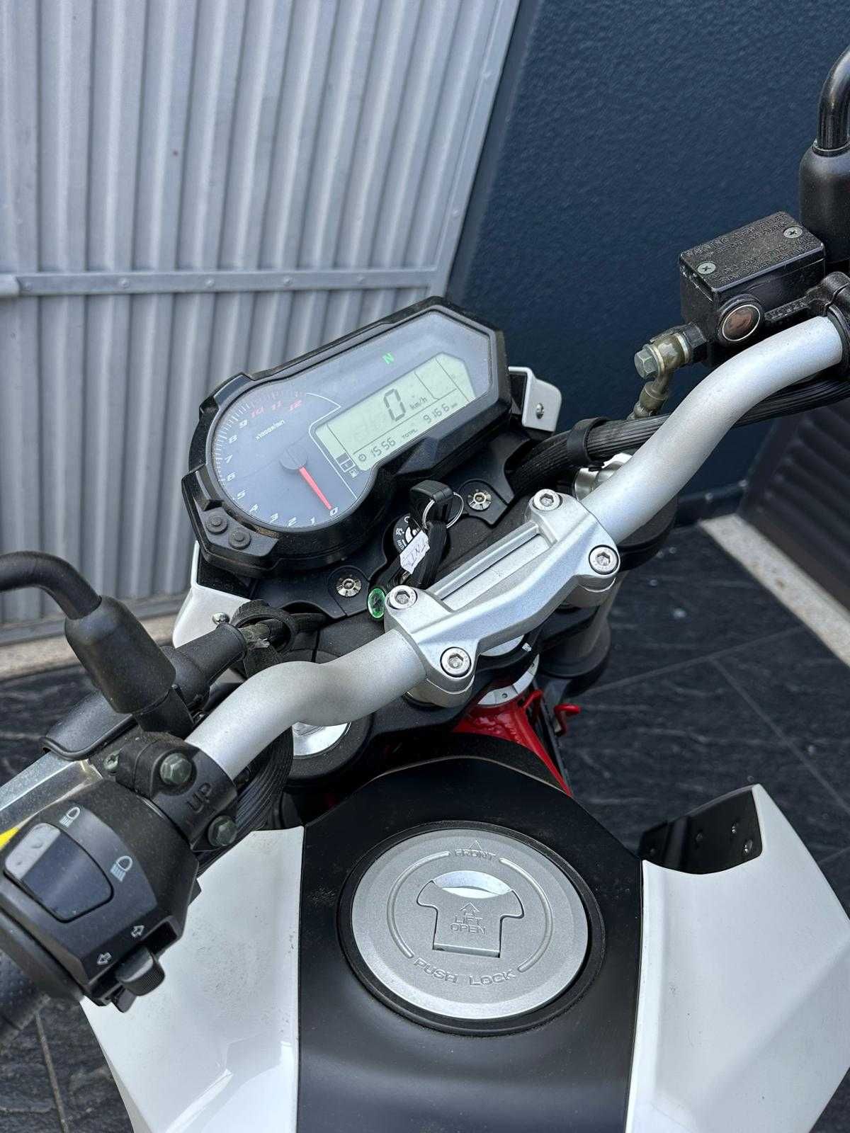 Benelli TNT 125 cc 2020