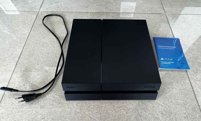 Konsola Sony PlayStation 4 1 TB czarny Pady x 2 + 6 gier