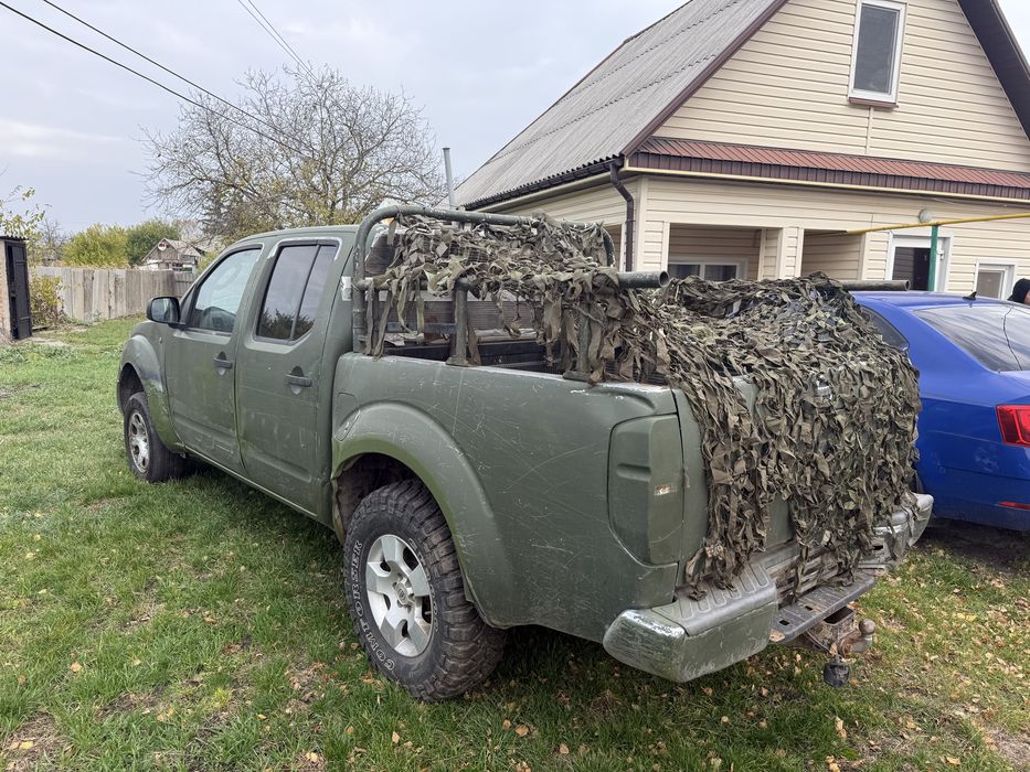 Nissan Navara продаж ціляком на запчастини