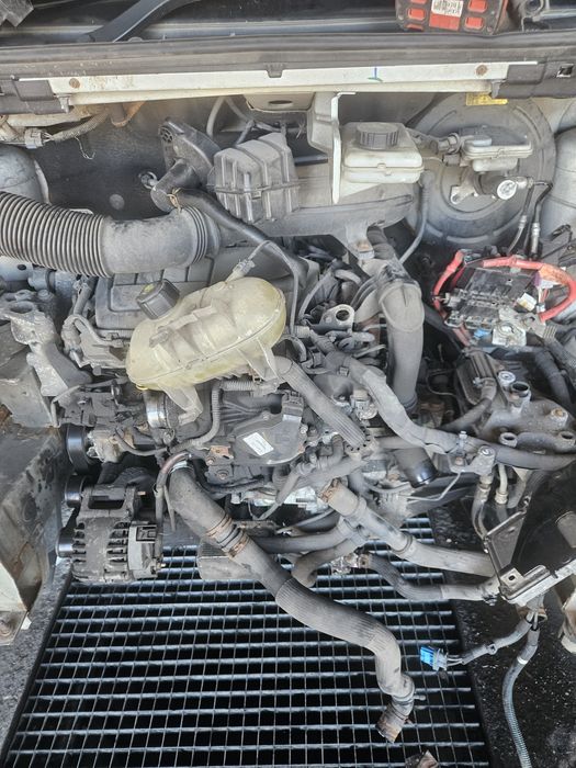 Renault Trafic III Vivaro B Talento 1.6dci skrzynia biegów  PF6050