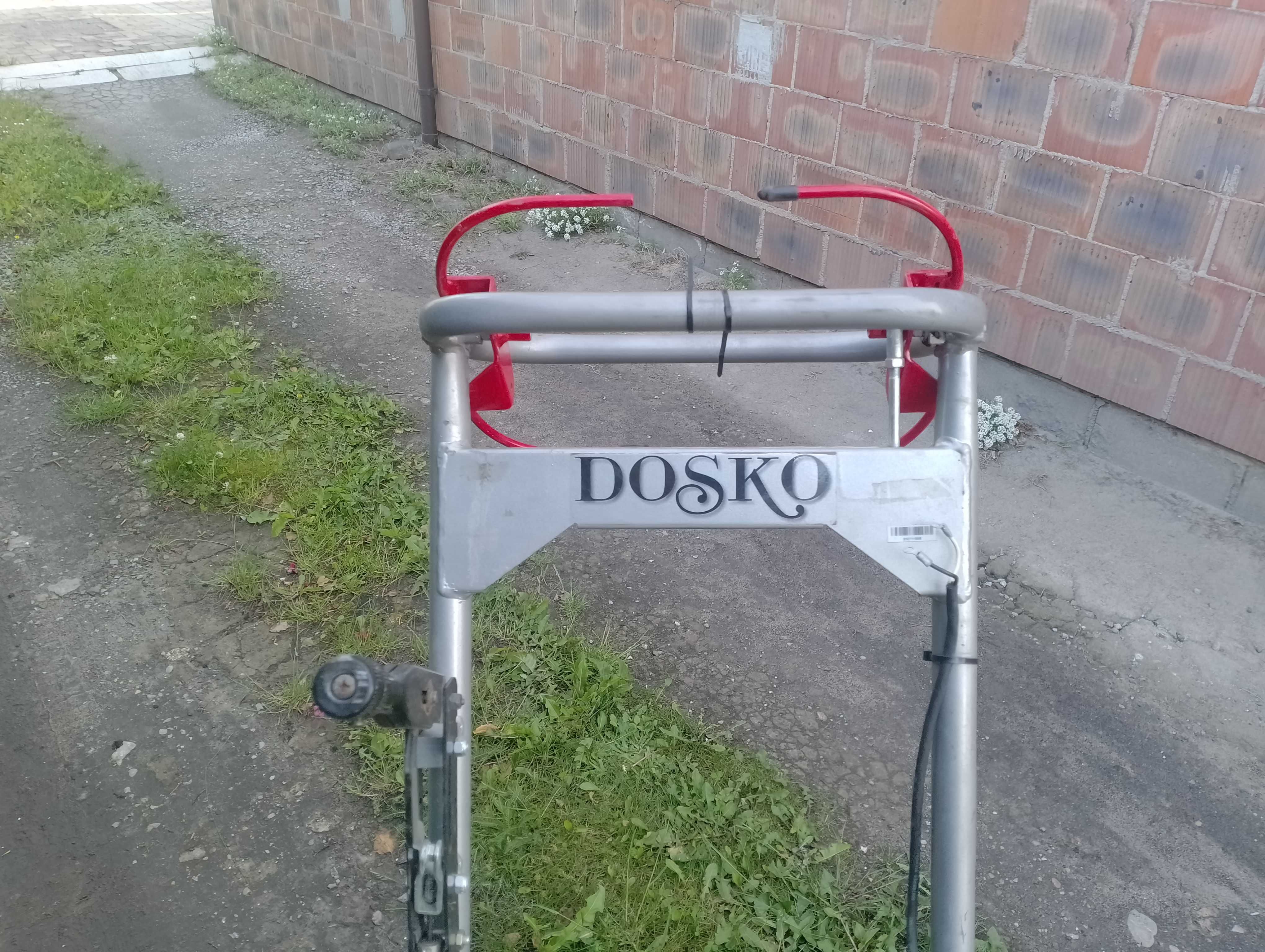 Frezarka (rozdrabniarka) do pni Dosko 200-6H Honda silnik