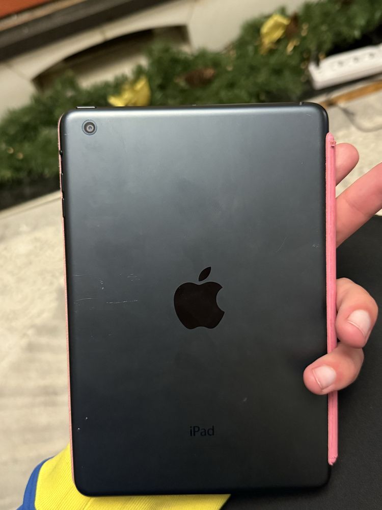 iPad mini 1 — 32GB, Wi-Fi