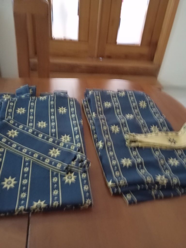Par de cortinados