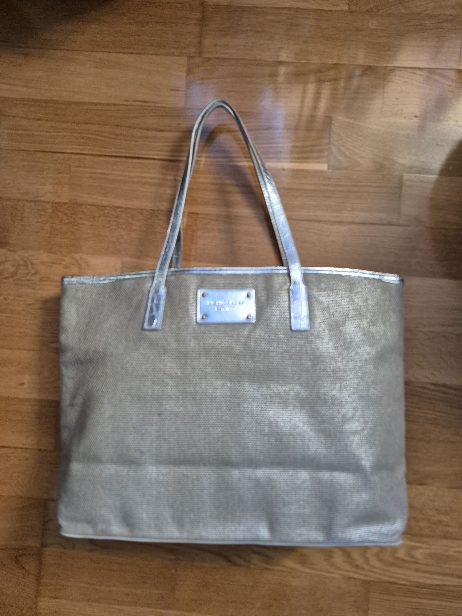 Michael Kors duża torebka srebrzone woskowane płótno torba na lato