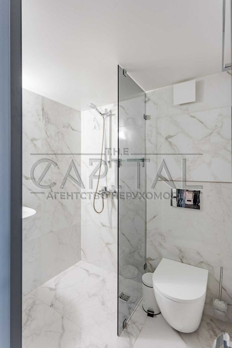 Оренда Квартири Сагайдачного Петра, Поділ