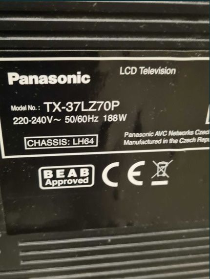 Продам телевізор Panasonic Viera TX-37LZ70P (37" Full HD)