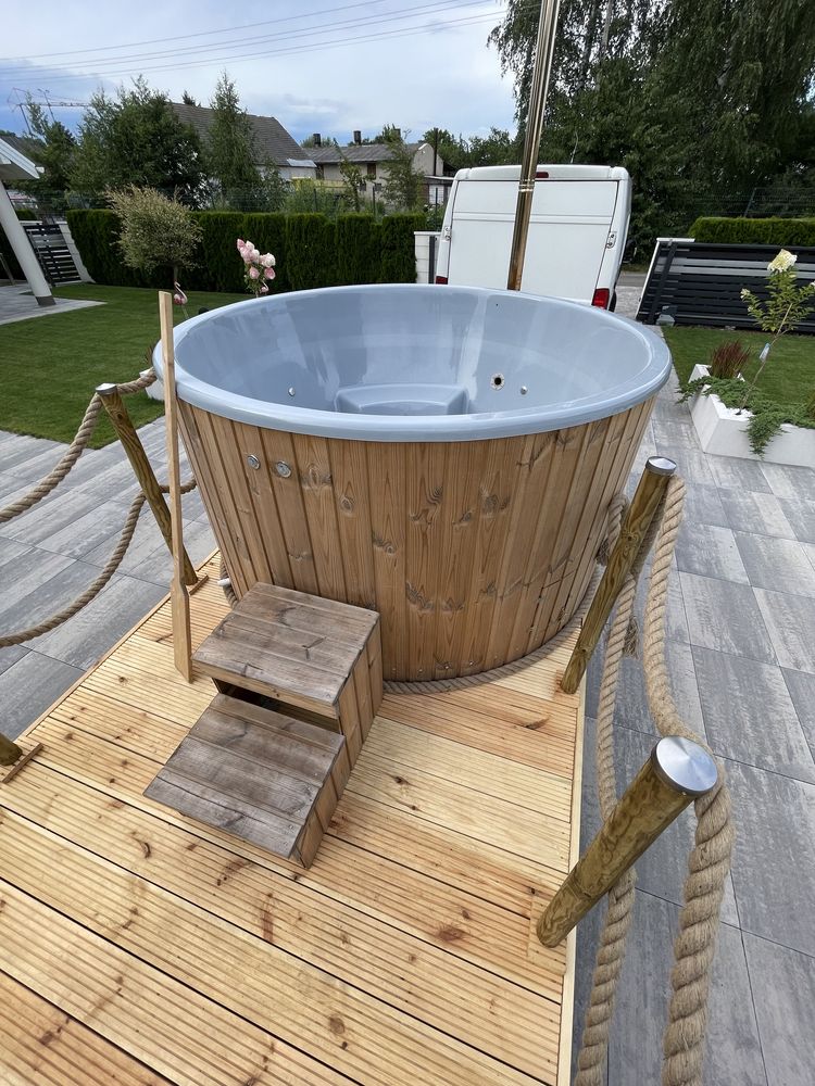 Sauna i Balia JACUZZI mobilna na WYNAJEM