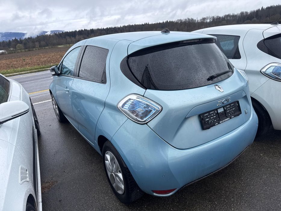 Розборка Renault Zoe запчастини розбірка Рено Зоя разборка шрот зое