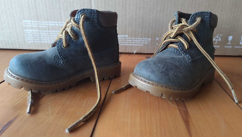 Docksteps - skórzane granatowe piękne trapery rozmiar 20