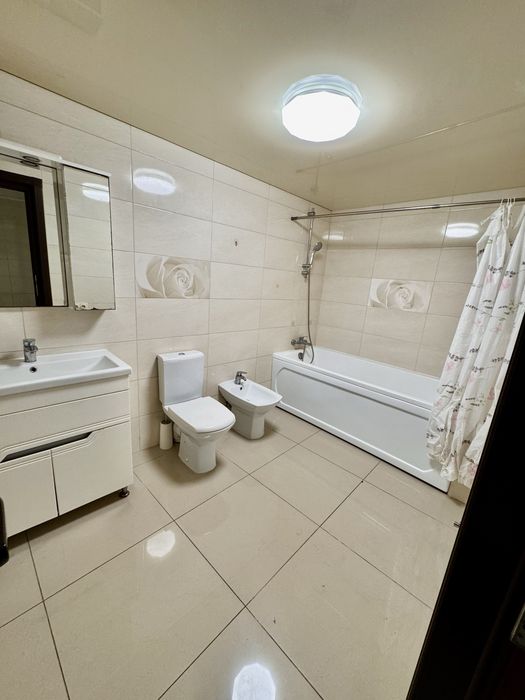 Уникальное предлодение. Центр!Квартира на земле.