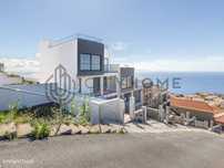 Moradia T3 - Ponta de banda - Com piscina privada e vista mar