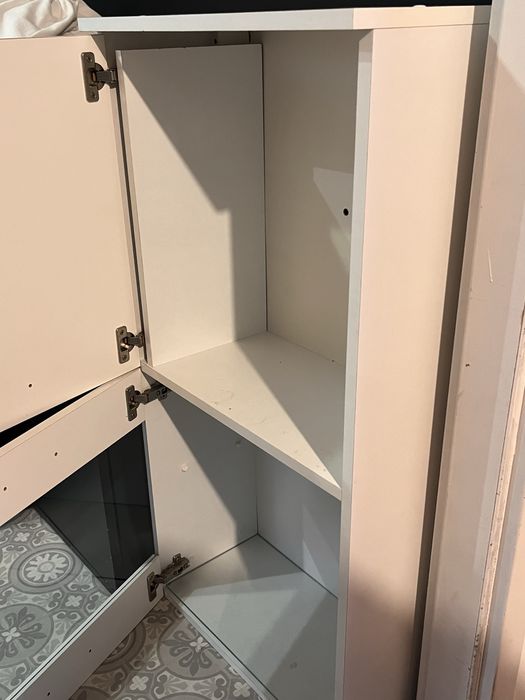 Wisząca szafka lazienkowa czarny polysk