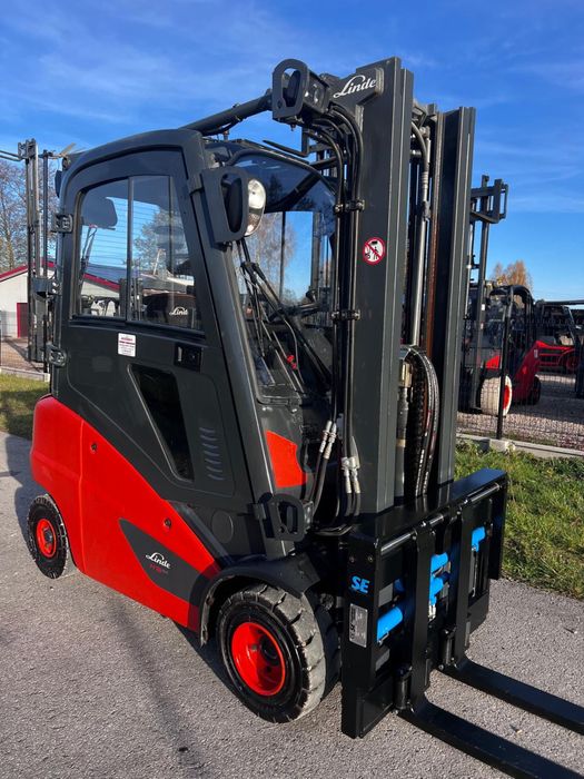 Wózek Widłowy Linde H18T-01 LPG Triplex Kabina Pozycjoner