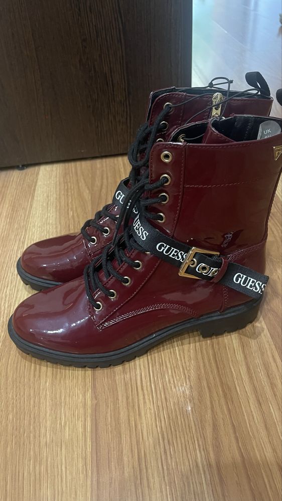 Ботинки Guess 39 размер