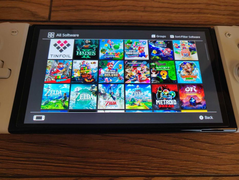 Nintendo Switch OLED karta 512GB zestaw z dodatkami