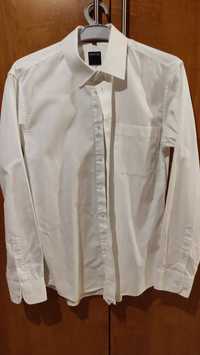 Biała koszula do garnituru