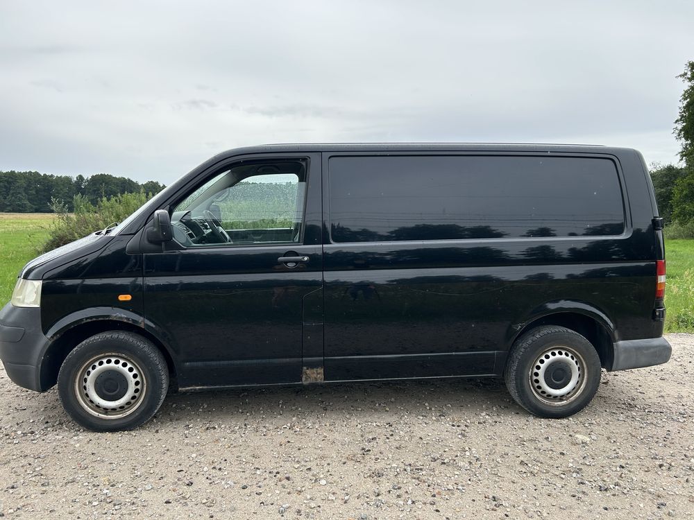 Volkswagen Transporter T5 1.9TDI