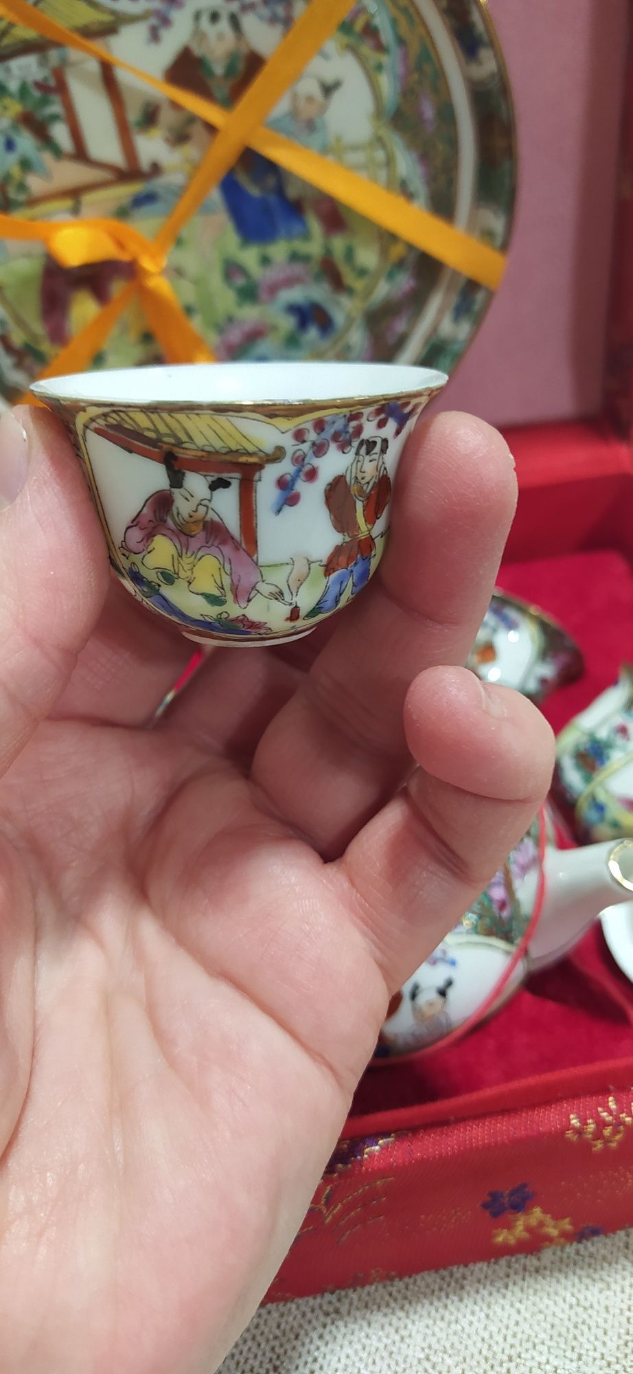 Conjunto oriental, na caixa, novo