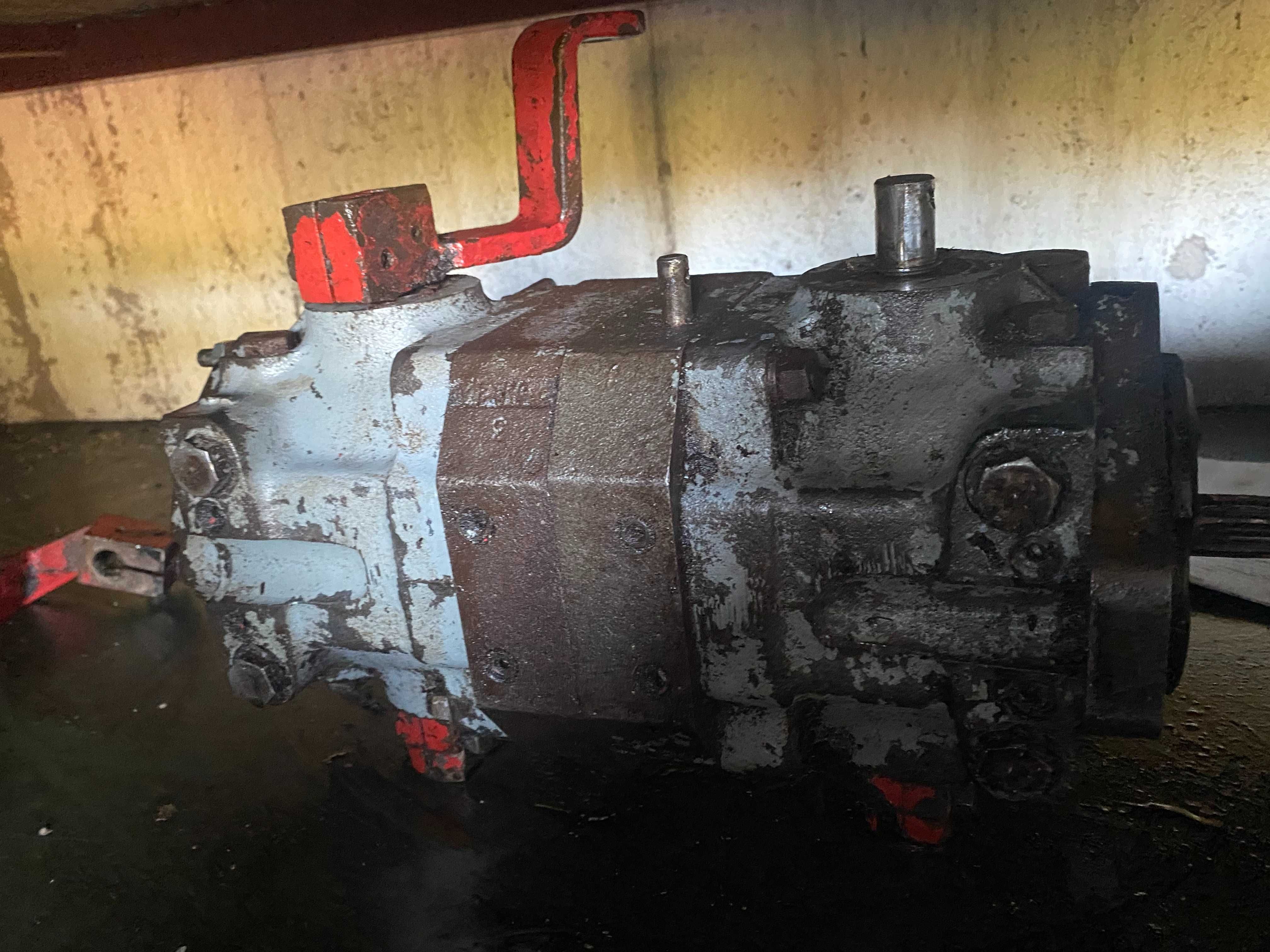 pompa jazdy bobcat s 100 130 cat serwis naprawa hydrauliczna servis