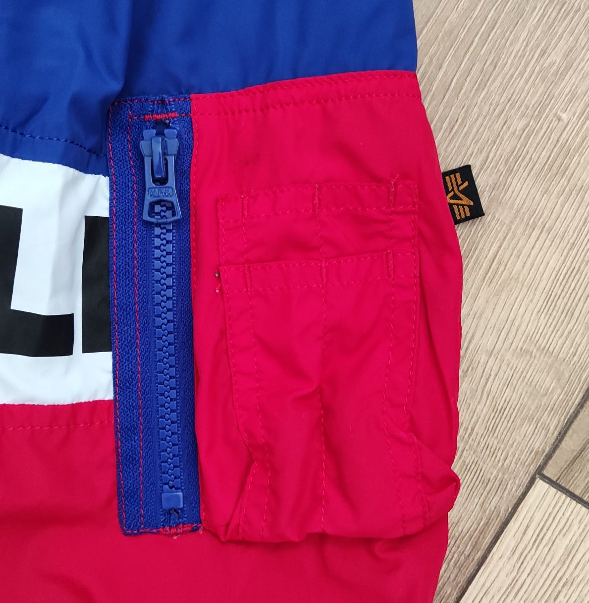Alpha Industries męska kurtka wiatrówka z kapturem w rozmiarze M