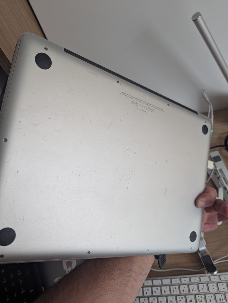 Apple MacBook Pro A1278 (i5 16 RAM 512 SSD) + подарунок