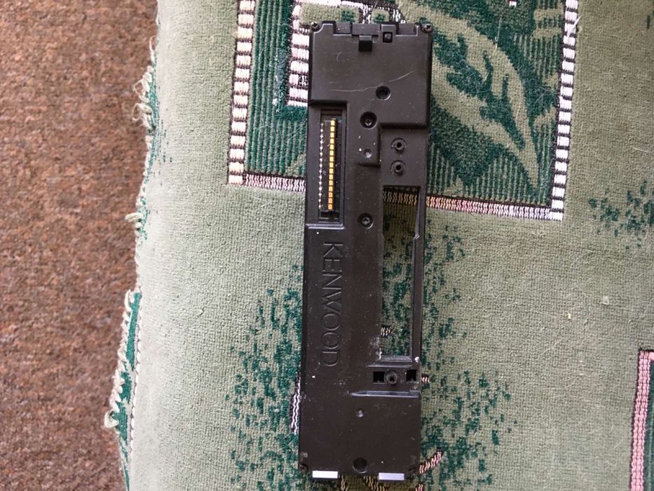 Автомагнитола KENWOOD KRC-157E