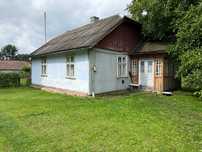 Продається дерев'яний будинок в с. Любинці, вул. Шевченка.
