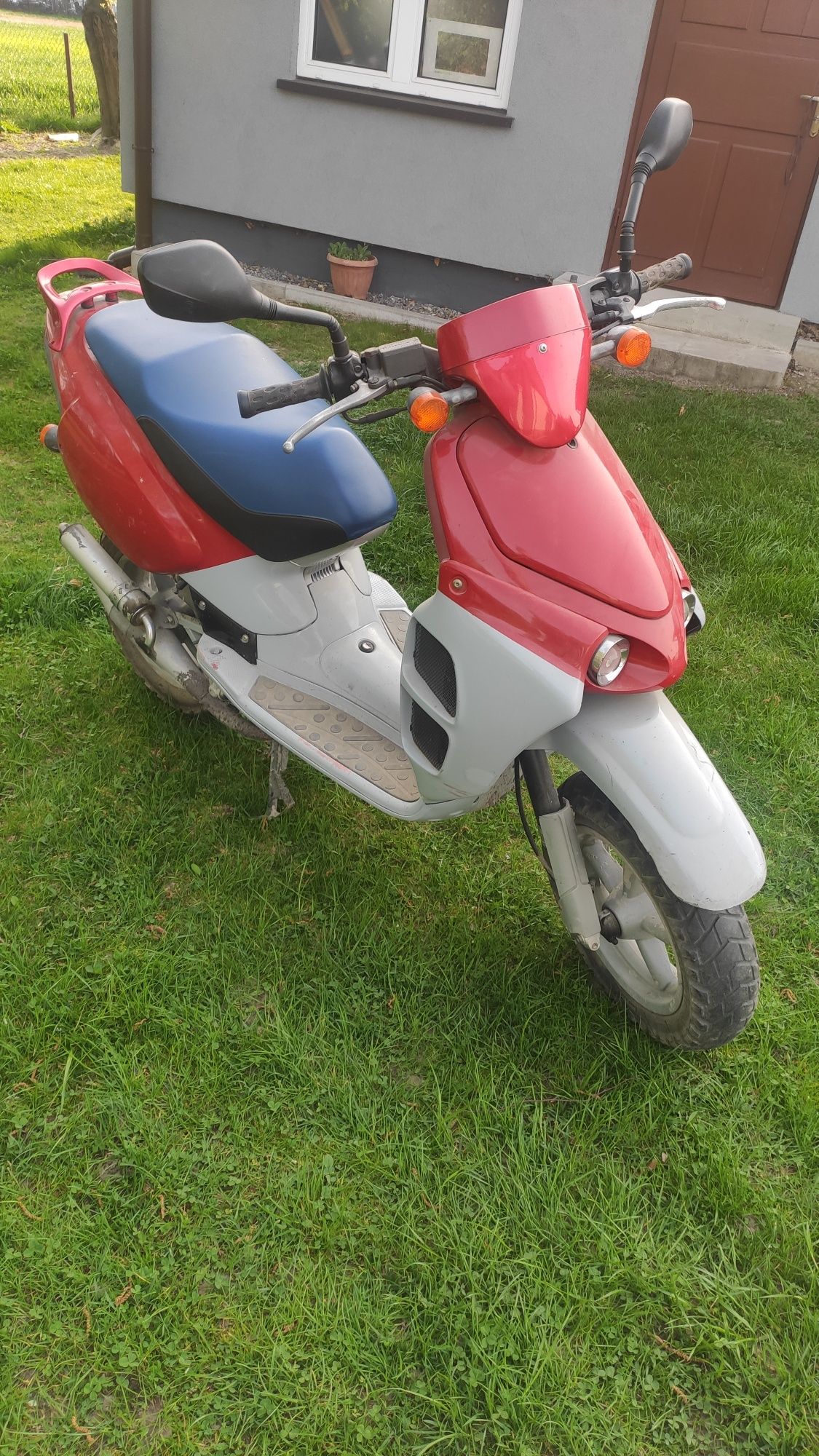 Skuter Aprilia relly 50