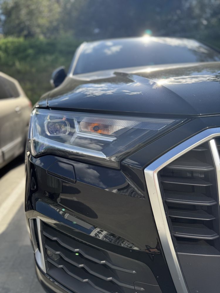Продам фари led q7 4m rest рест