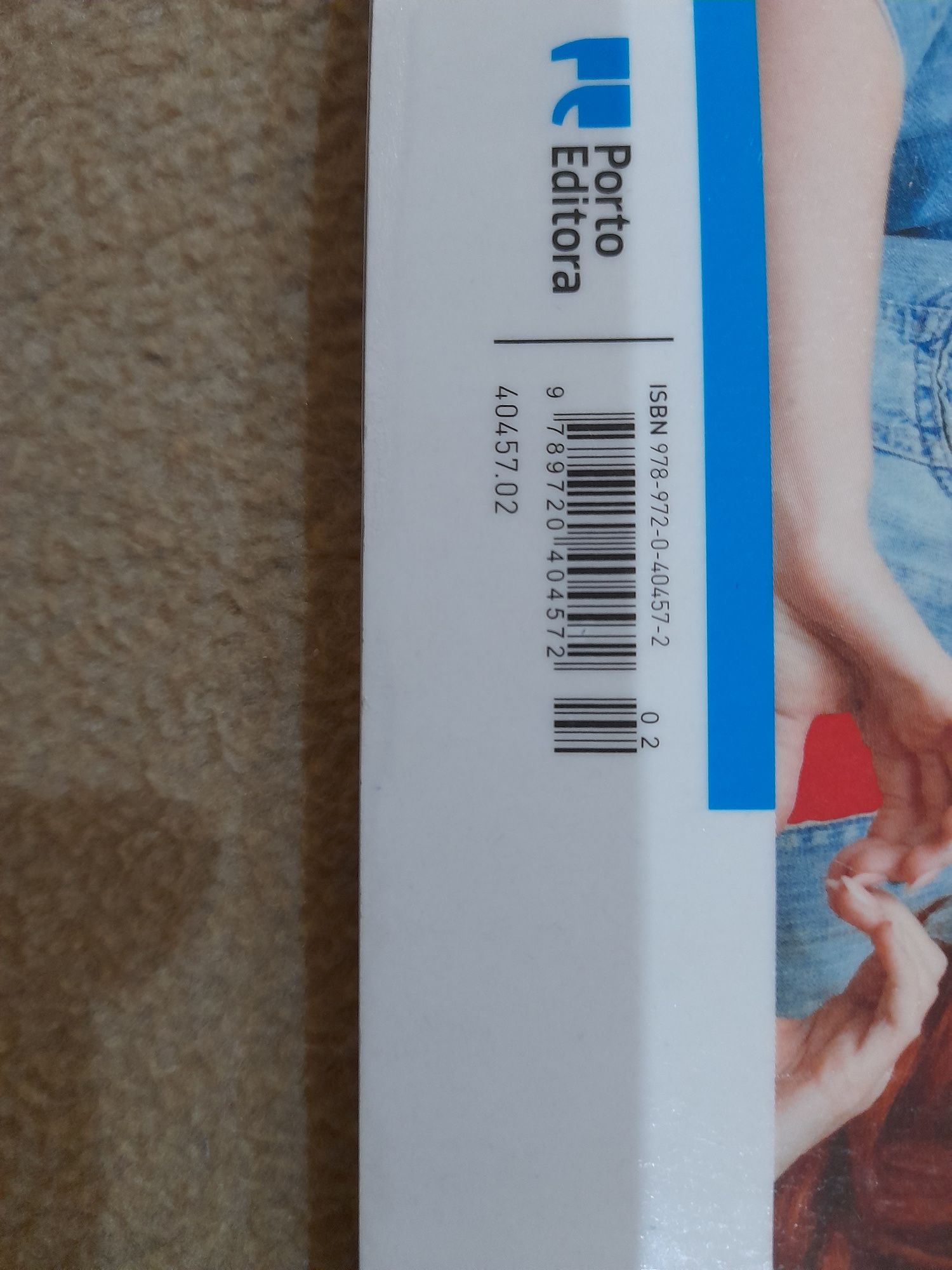 Manual e Livro de Fichas Ingles 11 ano "Engaging"