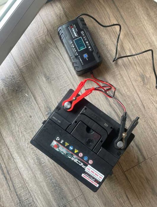 Automatyczny prostownik 12V 24V ładowarka funkcja naprawy konserwacji