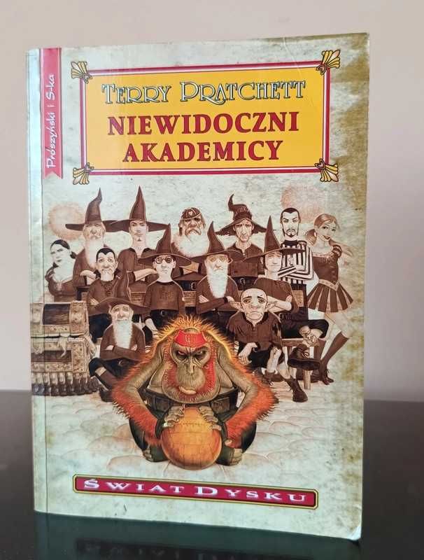 Terry Pratchett Niewidoczni alademicy