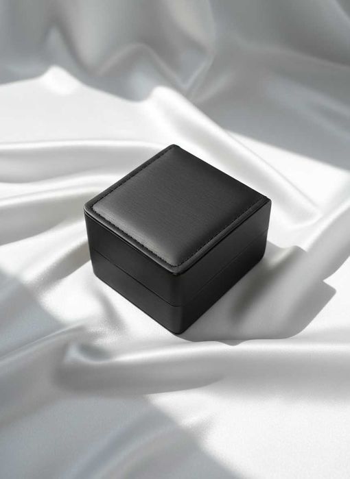 Eleganckie etui na zegarek