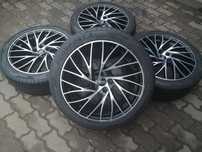 Felgi aluminiowe 5 x 112 R 19 Alufelgi oryginalne Italia Audi Jak Nowe