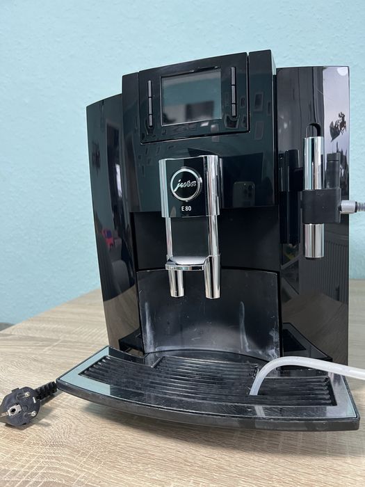 #1699 Jura E80 ekspres do kawy automat mleczne kawy cappuccino latte