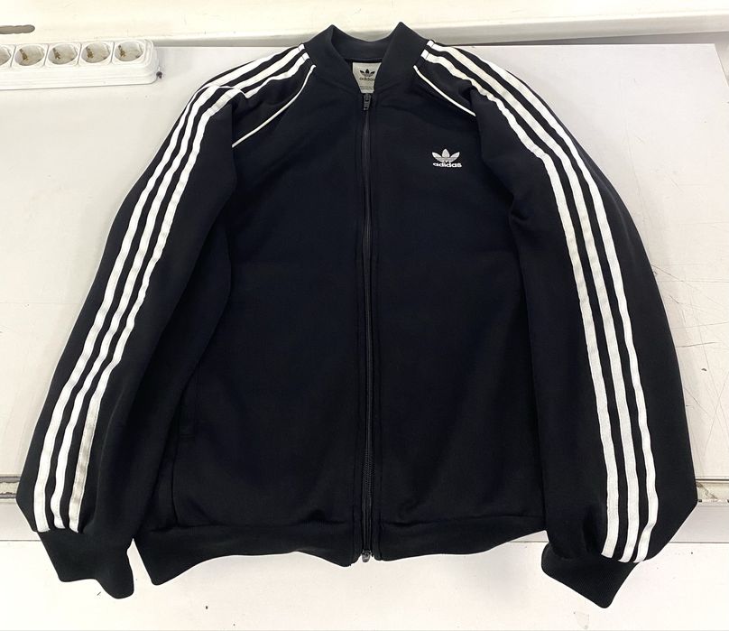 Олимпийка адидас винтаж мастерка adidas zne поставка вещей реп бомбер