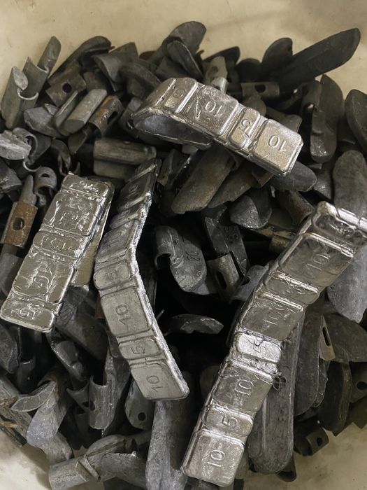 Покупаю лом Свенец 60 грн