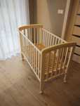 Łóżeczko Troll Nursery Nicole 120x60 białe, blokada kółek, teething ra