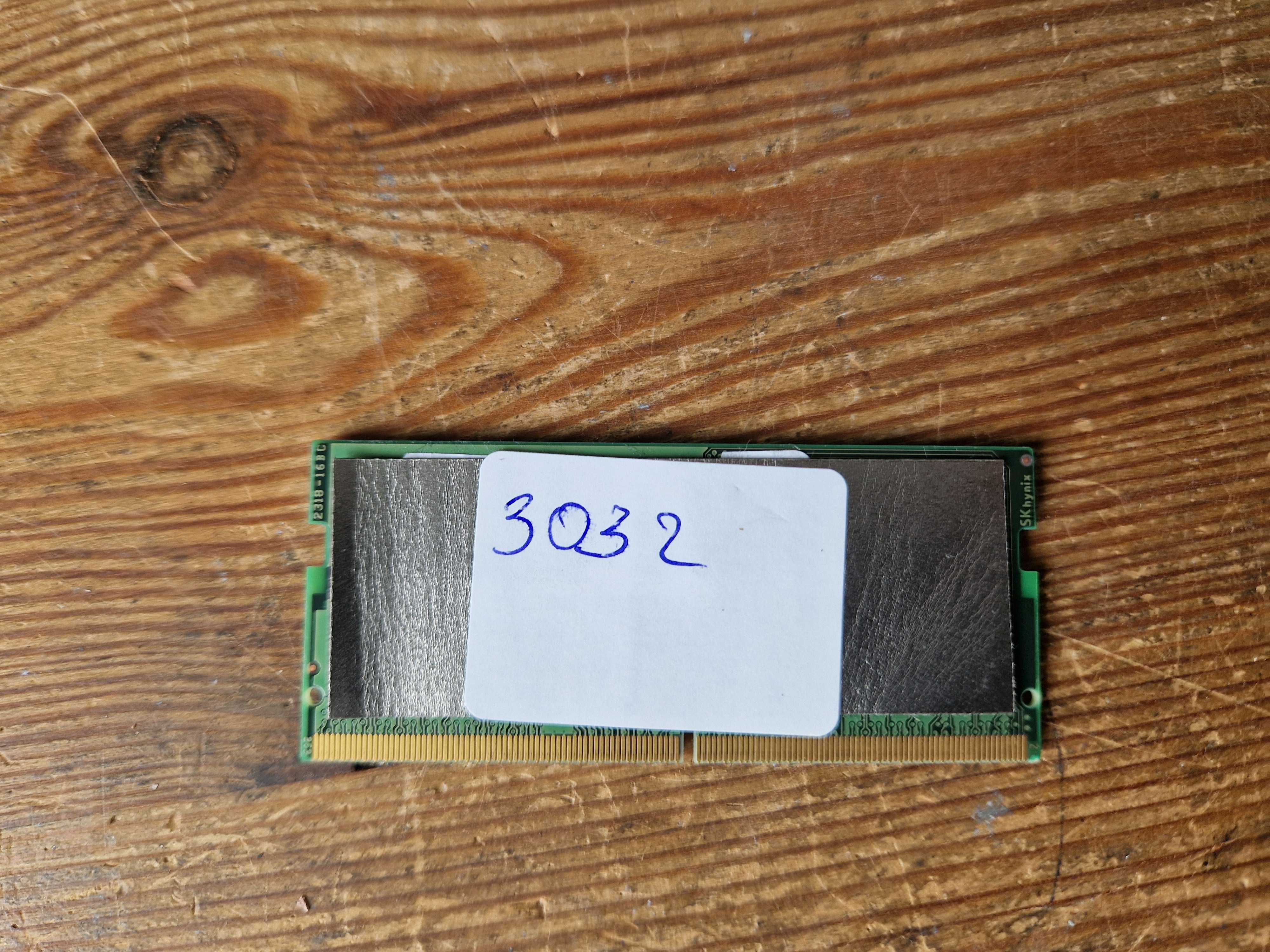 Pamięć RAM DDR5 SK Hynix HMCG66AGBSA092N AA 8 GB (3032)
